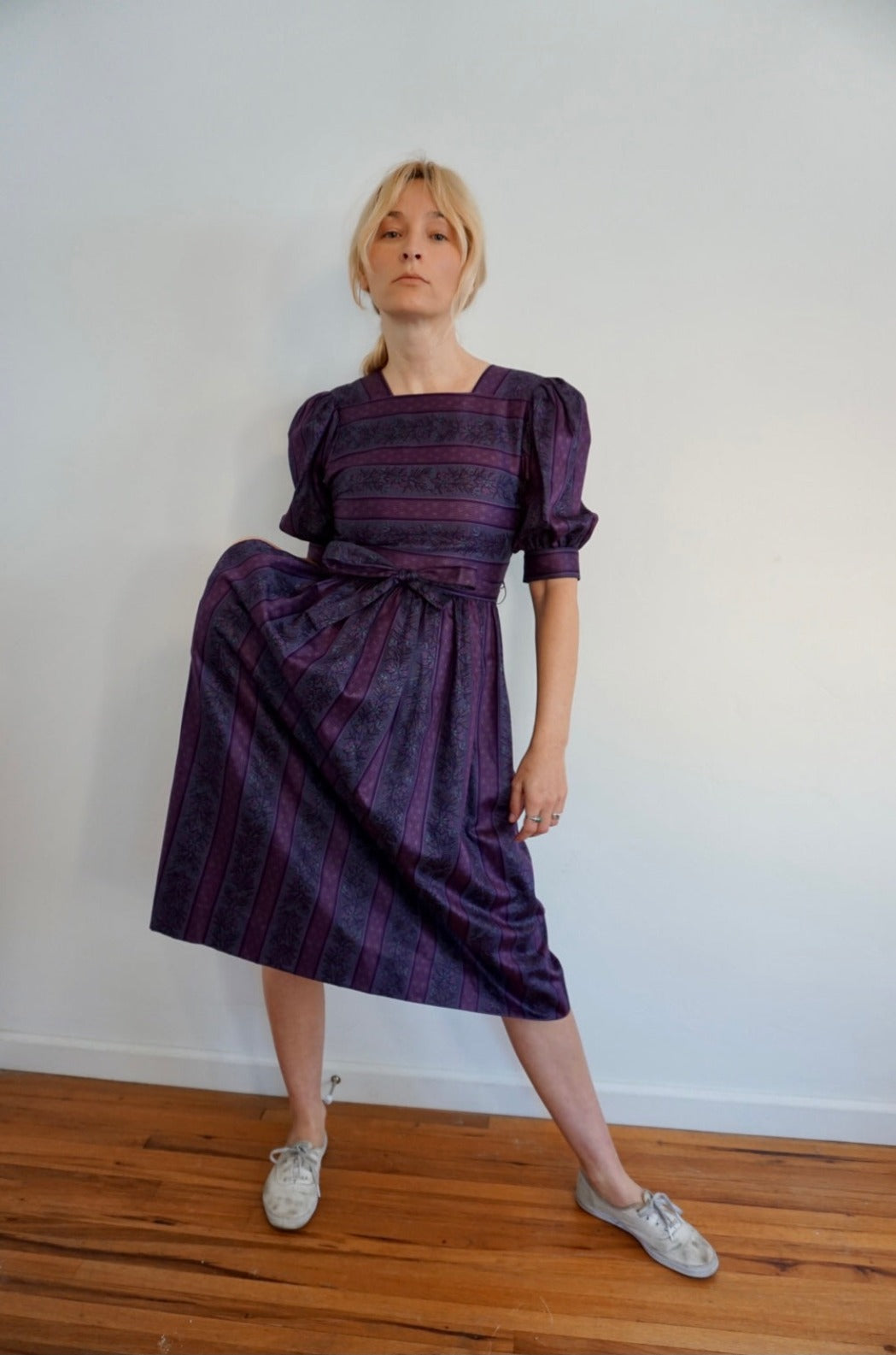 vintage puff-sleeve dress