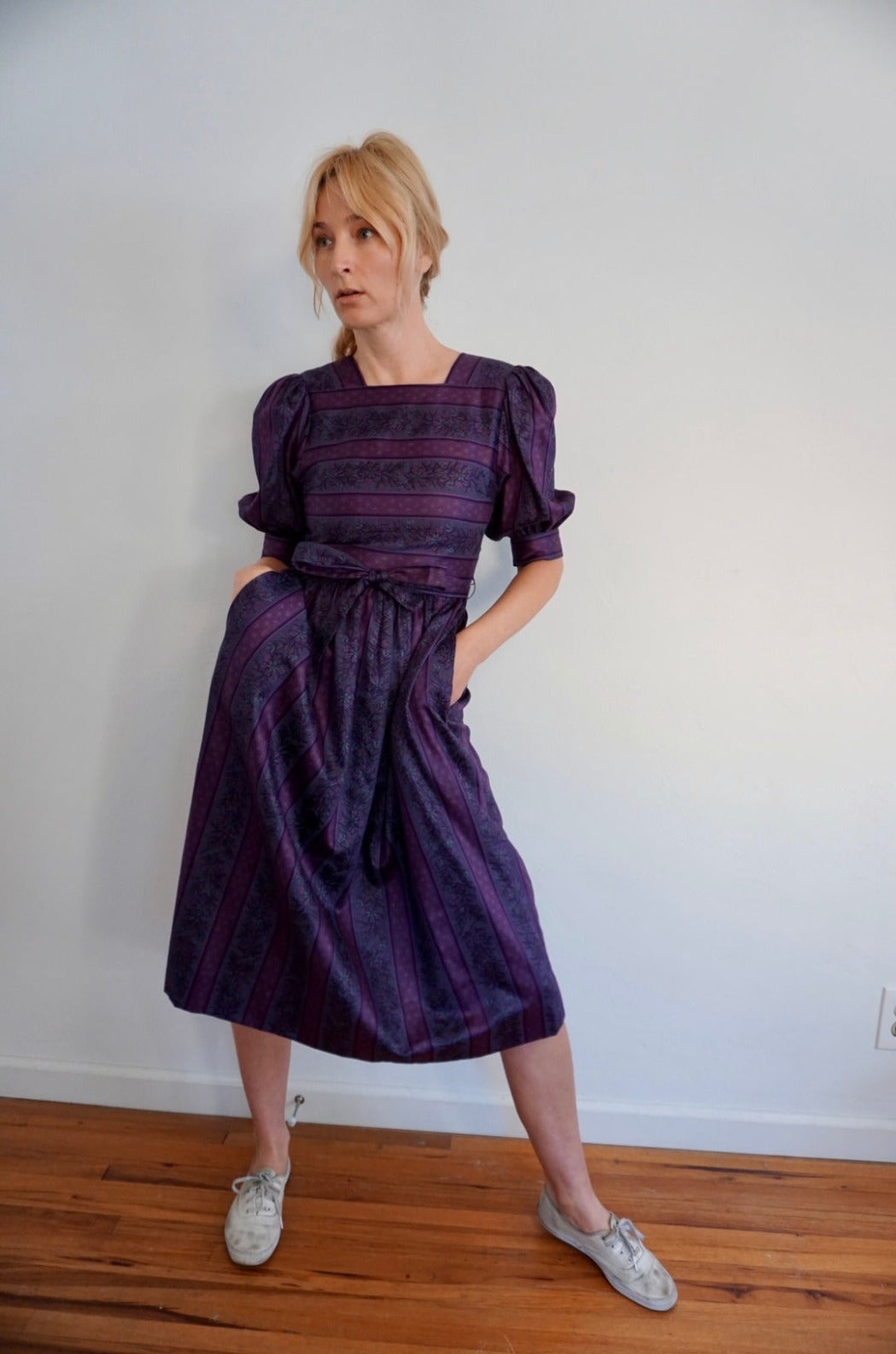 vintage puff-sleeve dress