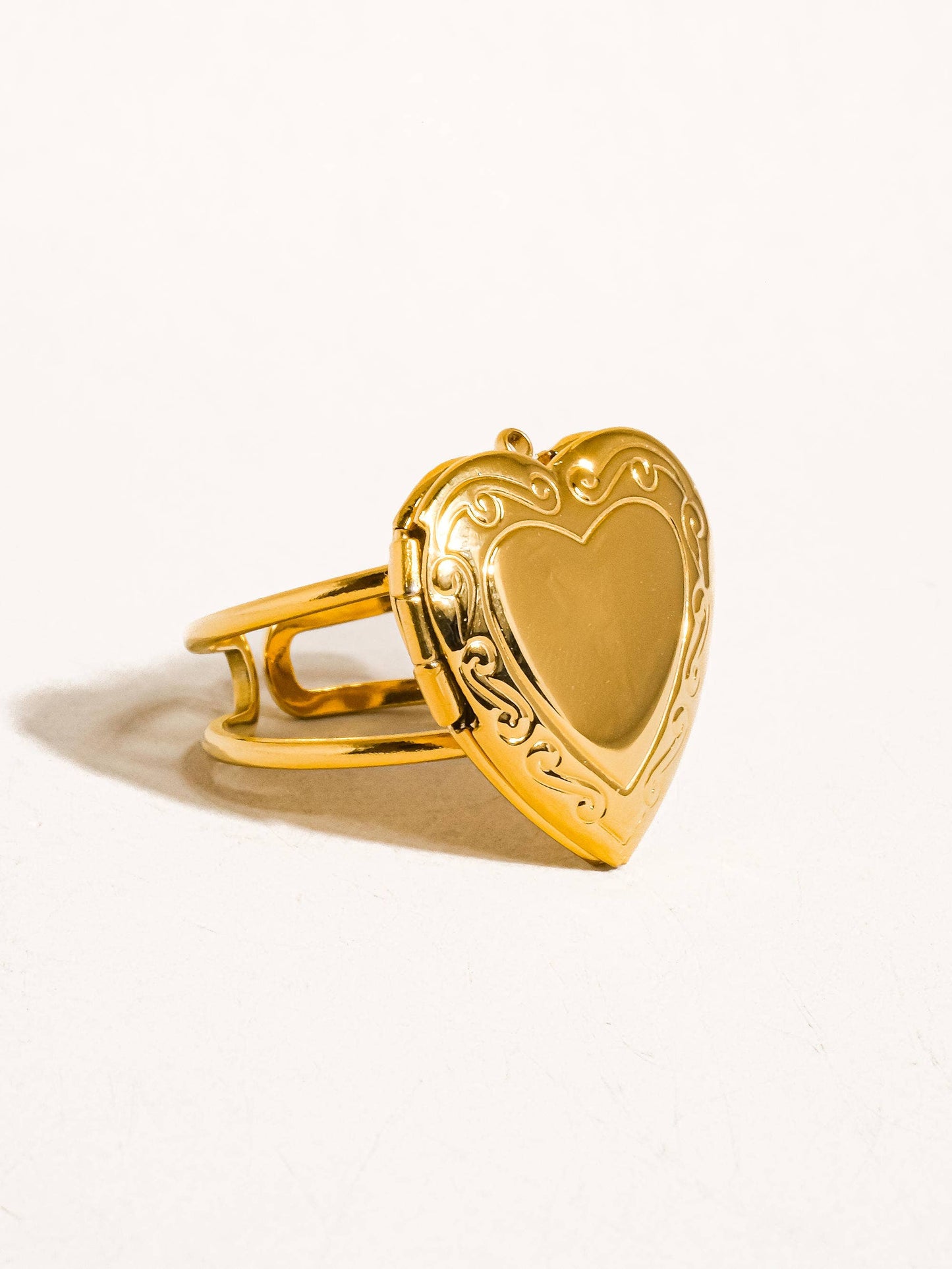 Sefina 18K Non-Tarnish Locket Heart Ring: Yellow Gold