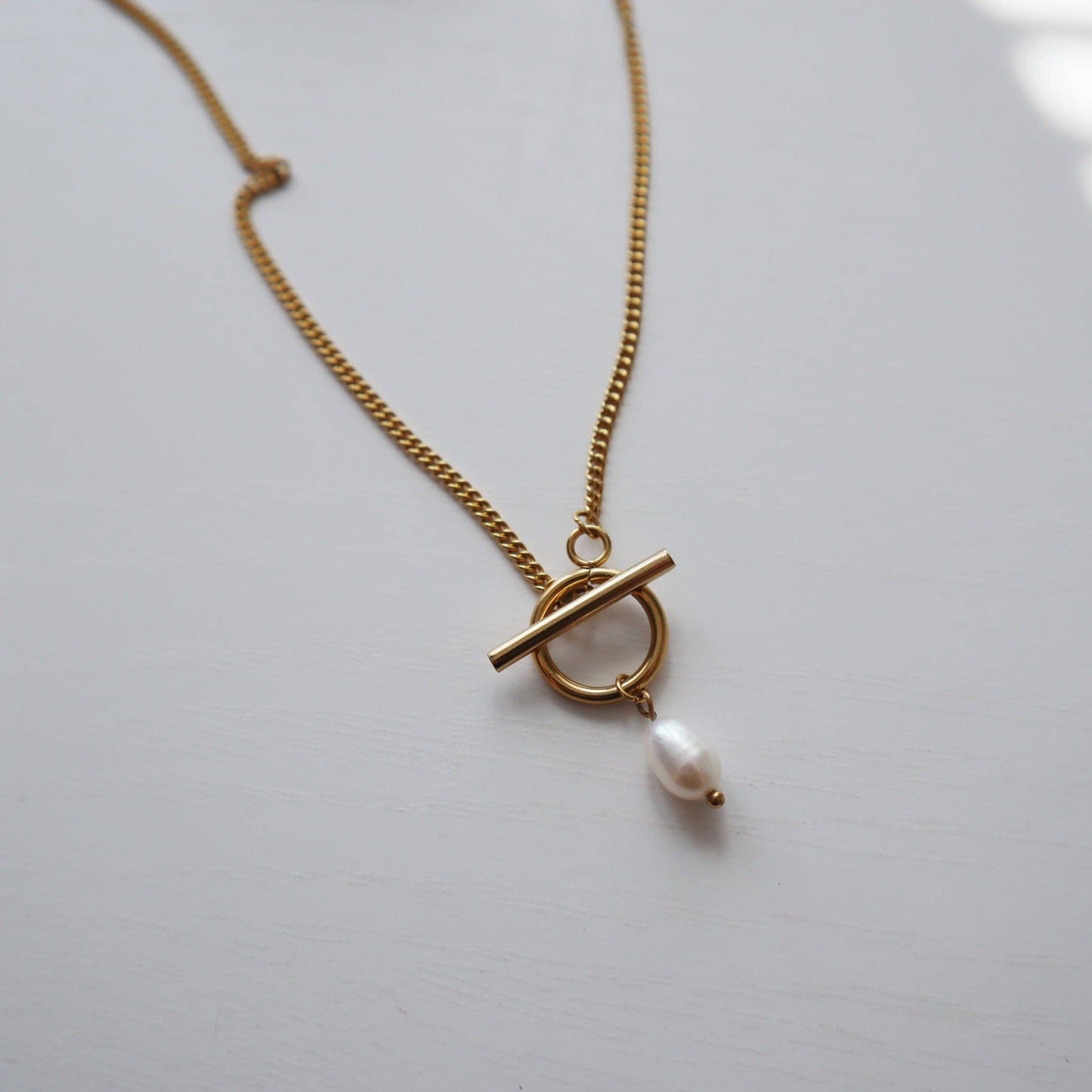 JESSA Jewelry - Pearl Toggle Necklace