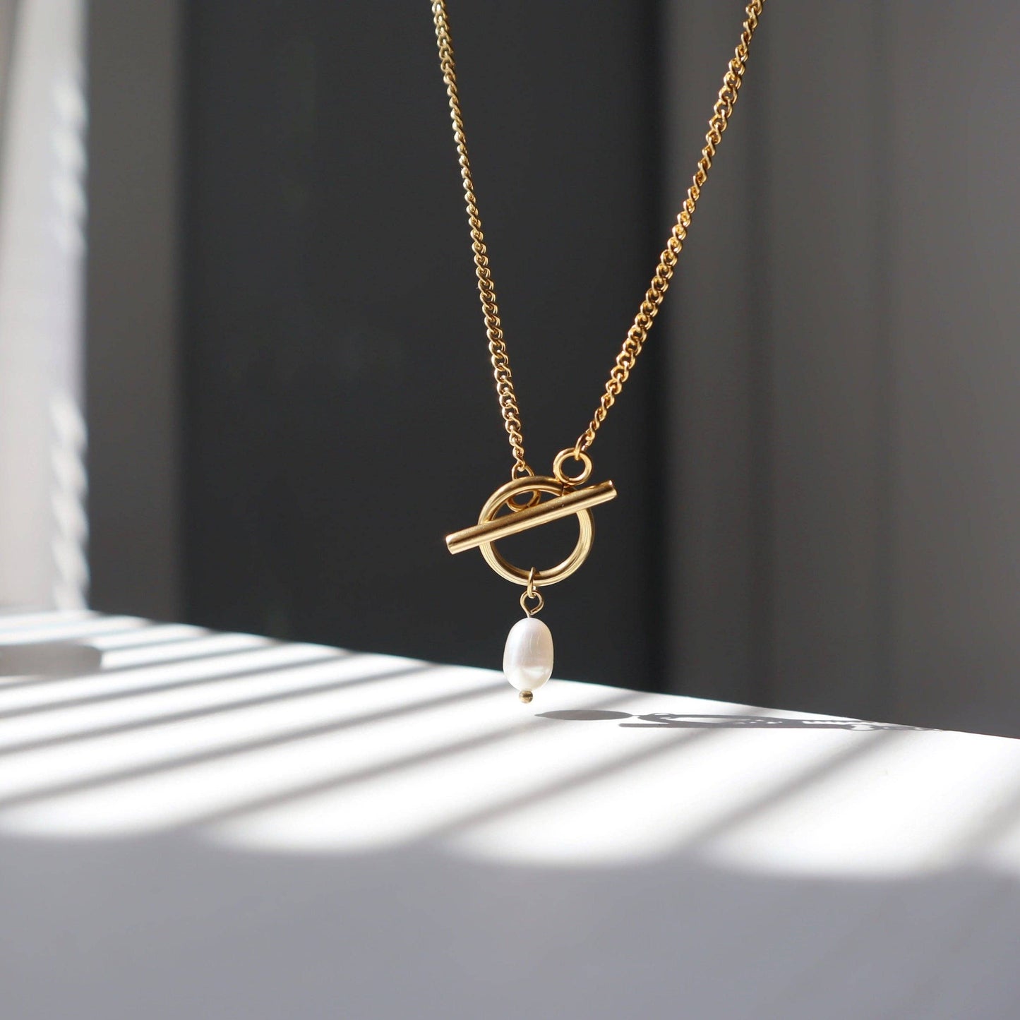 JESSA Jewelry - Pearl Toggle Necklace