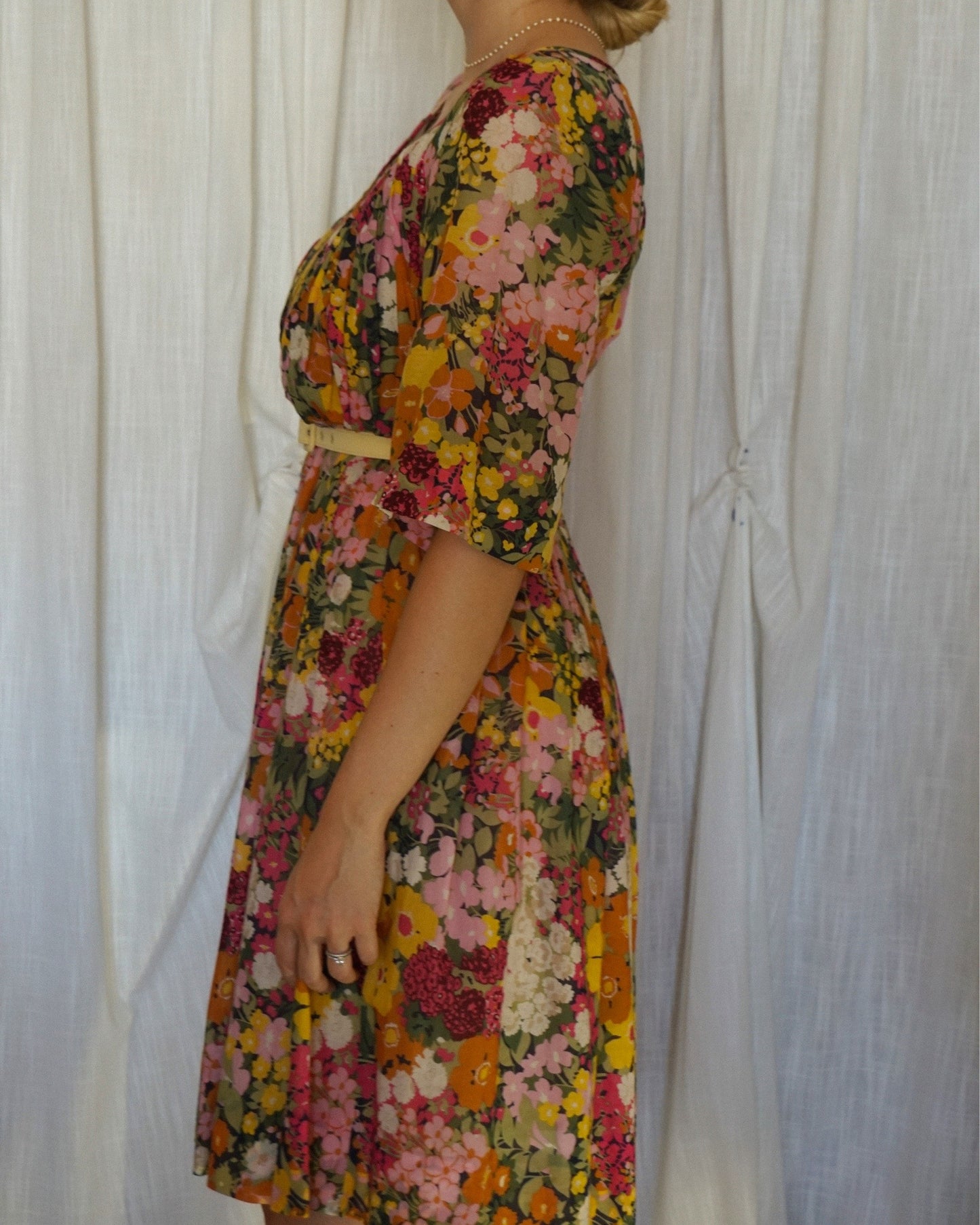 floral dress side view